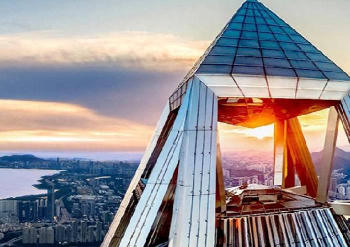 Financial Aid & Tech Support: Ping An's Unique Path in Serving 'Hundred-Million