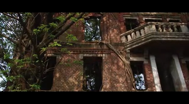 Skin-Crawling Chronicles: 10 Ghost Sightings Too Eerie To Ignore